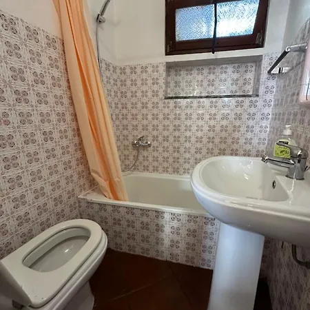 Natalie's Tiny House- 6 Minutes From The Beach! Odeceixe