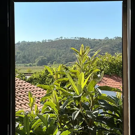 Natalie's Tiny House- 6 Minutes From The Beach! Odeceixe