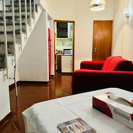 Holiday home Natalie's Tiny House- 6 Minutes From The Beach! *