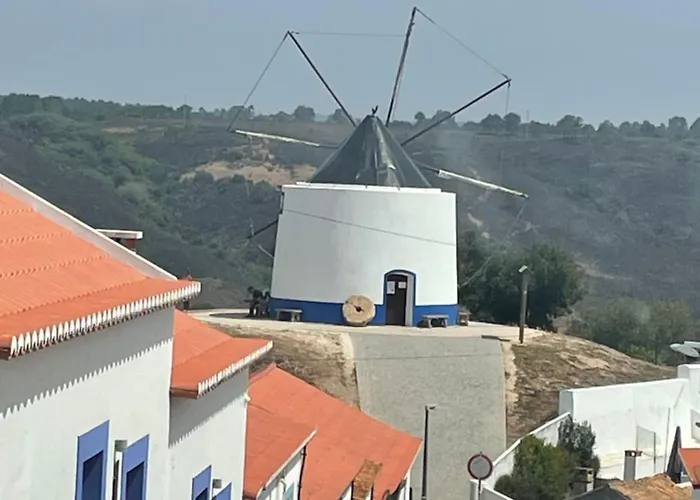 Natalie's Tiny House- 6 Minutes From The Beach! * Odeceixe