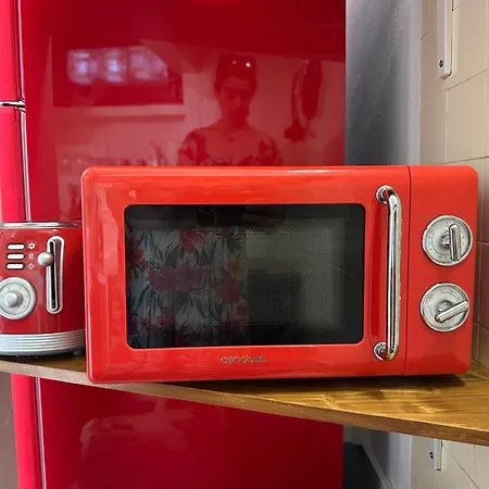 Natalie's Tiny House- 6 Minutes From The Beach! Одесейше